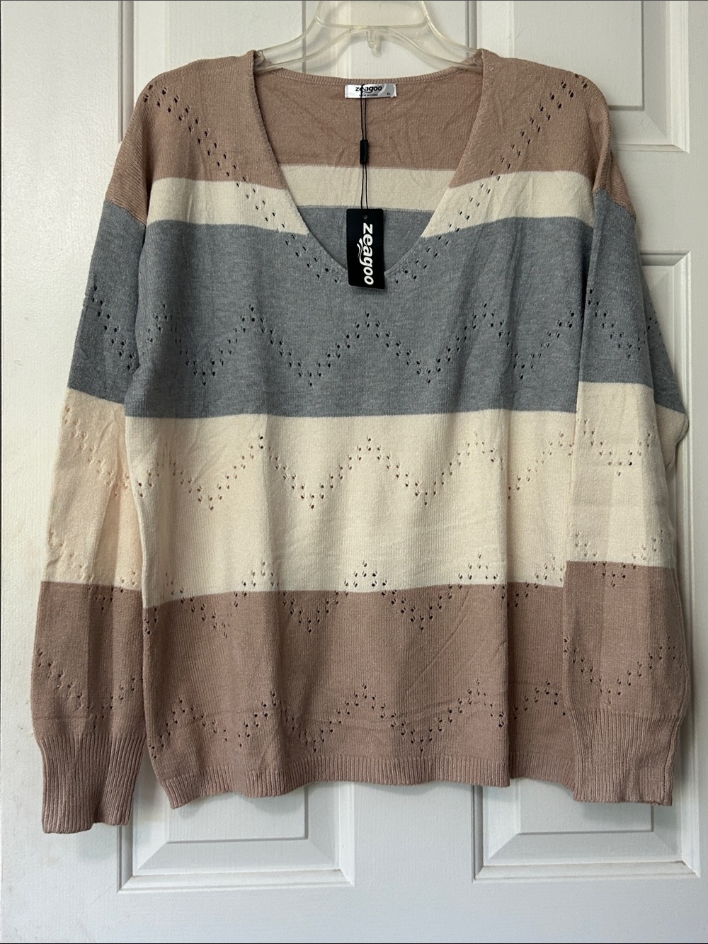 Zeagoo Womens Sweaters Fall Trendy Casual Long Sleeve Shirt Lightweight V Neck